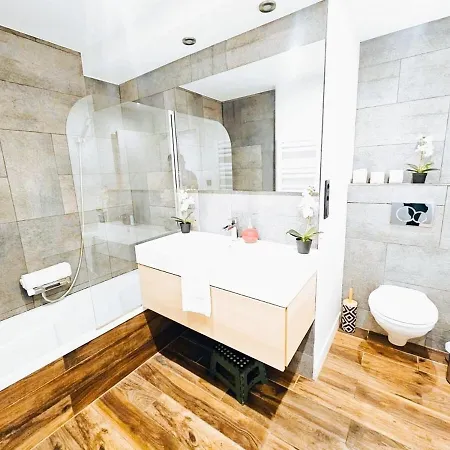 Apartamento Urban Two Bedroom In *