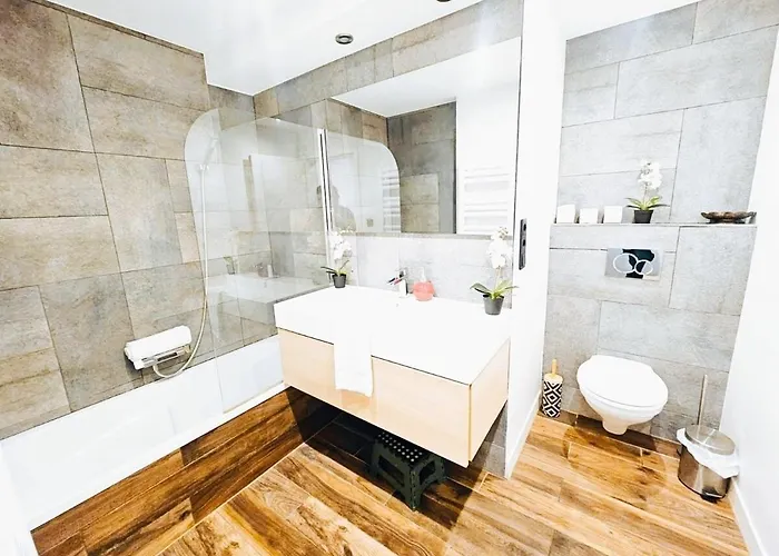 Apartament Urban Two Bedroom In *