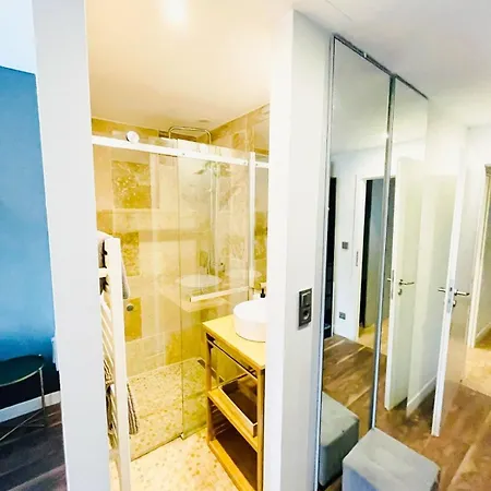 Daire Urban Two Bedroom In